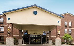 Quality Suites Jeffersonville - Louisville North